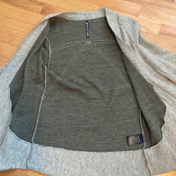 NWOT W's Kuhl Nova Wrap Cardigan - Picture 3 of 5